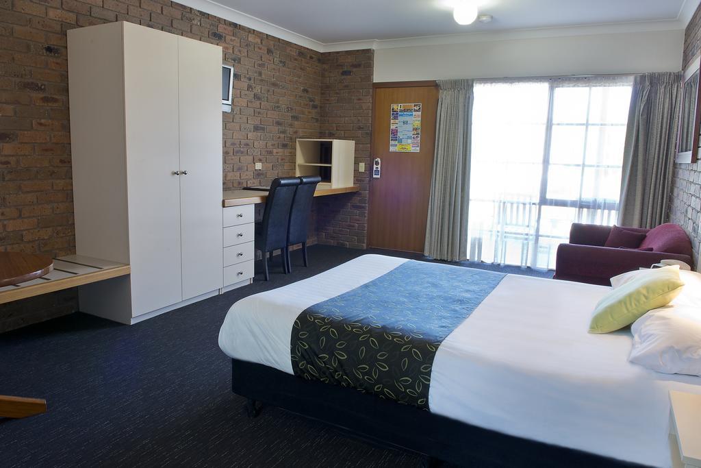 Travellers Rest Motor Inn سوان هيل الغرفة الصورة